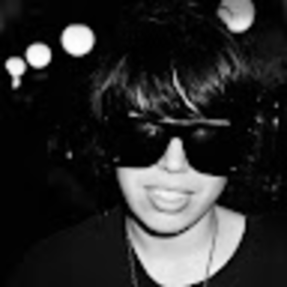 Meet your Posher, Eleni